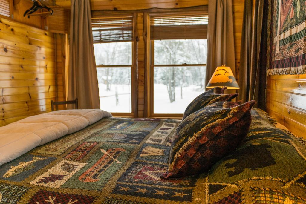 Lake Clear Lodge Exterior foto