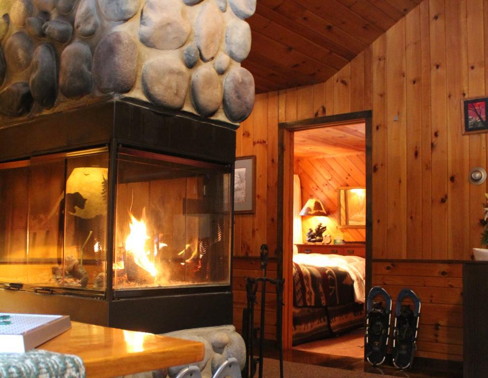 Lake Clear Lodge Exterior foto