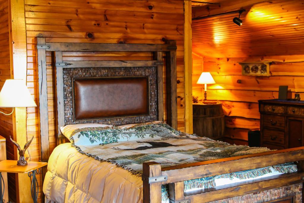 Lake Clear Lodge Exterior foto