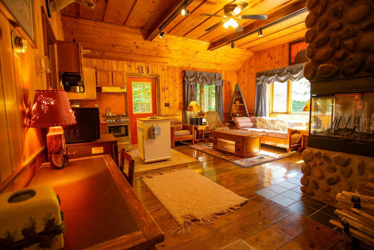 Lake Clear Lodge Exterior foto