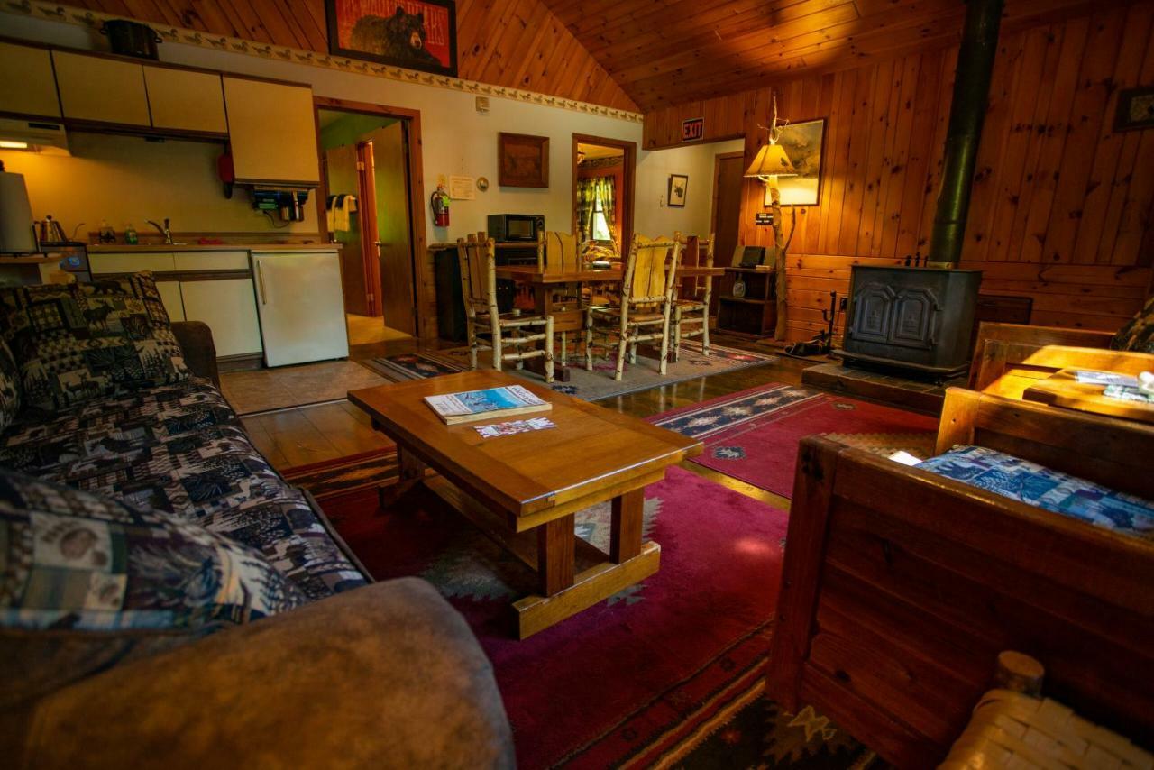 Lake Clear Lodge Exterior foto